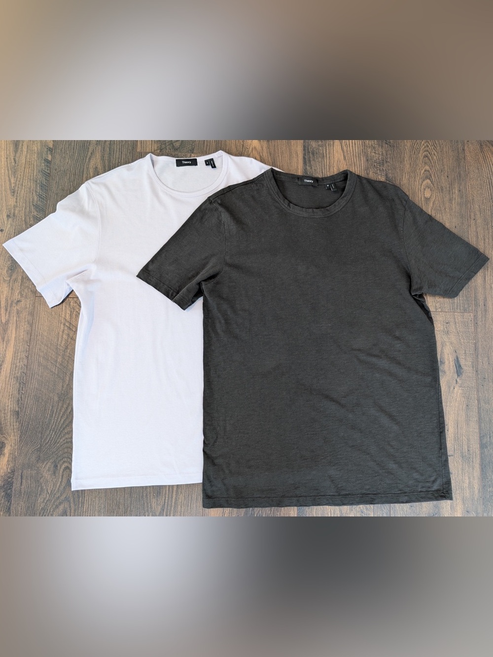 Bundle of Theory 100% Cotton Men’s Tees-Gray Lilac & Charcoal Size Medium